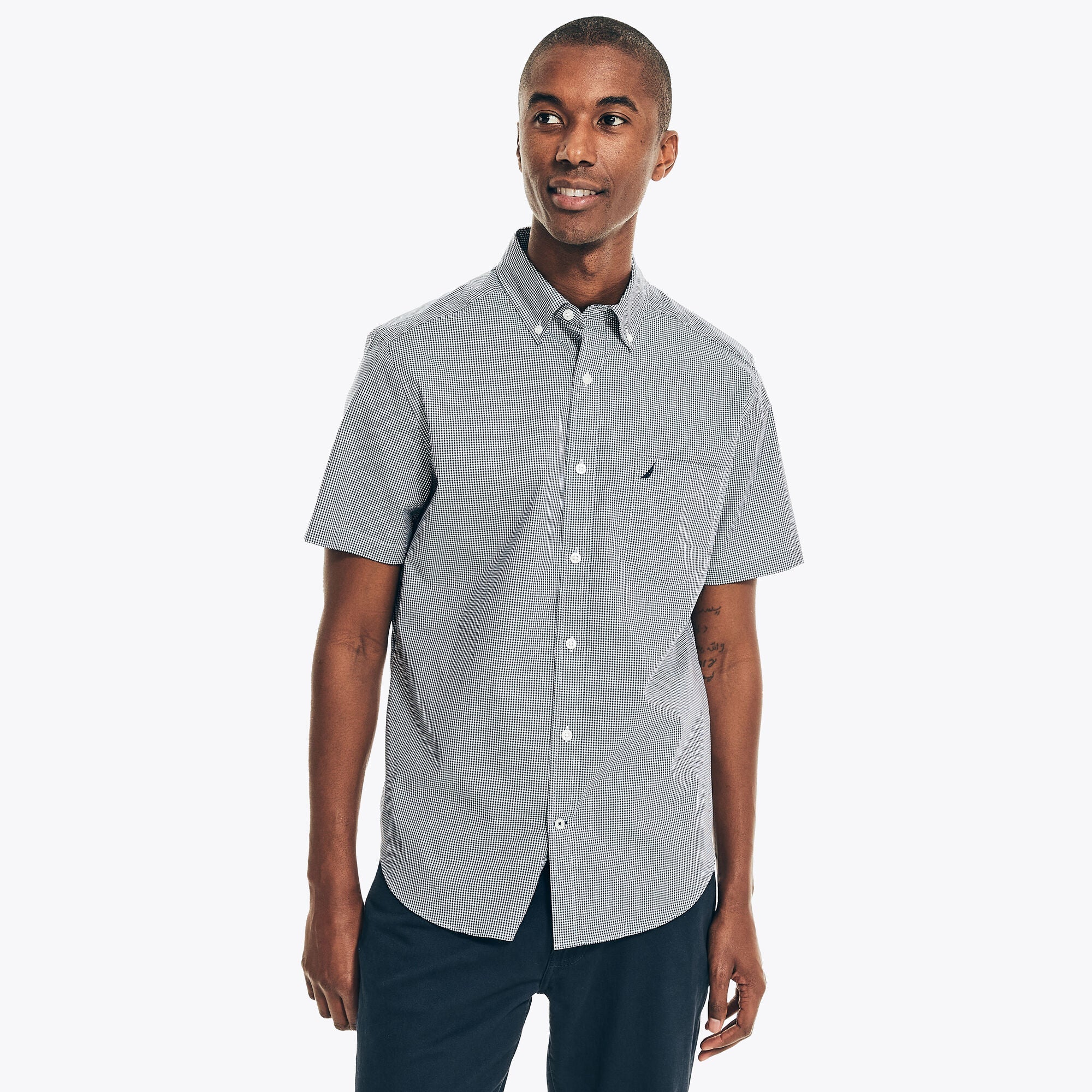 CAMISA M/C DE HOMBRE